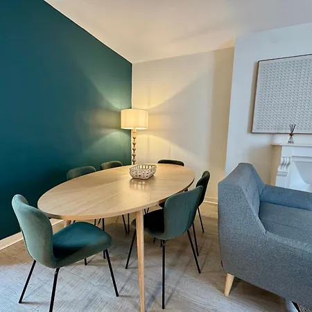 Les Lys D'or 3 Apartment *