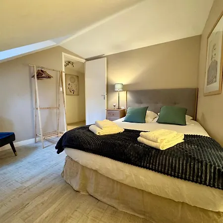 Les Lys D'or 3 * 索米尔